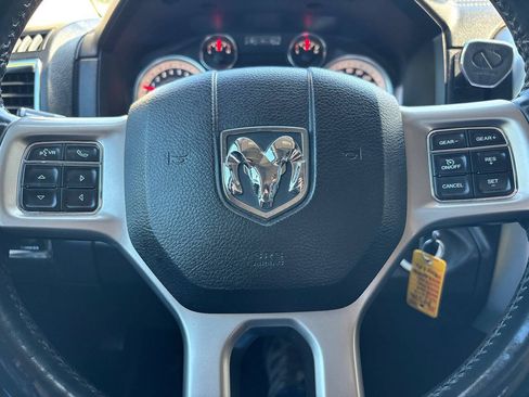 Used 2017 RAM 1500 Laramie AWD/4WD image 29