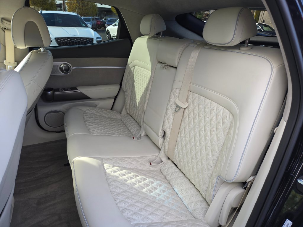 Used 2023 Genesis GV60 Performance AWD/4WD image 18