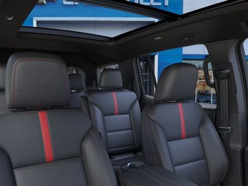New 2026 Chevrolet Traverse RS w/ LPO, Floor Liner Package AWD/4WD image 24