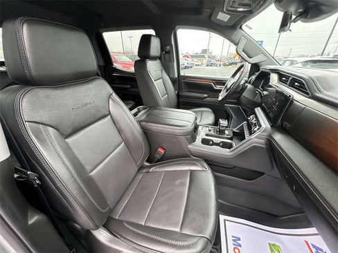 Used 2024 GMC Sierra 1500 Denali w/ Technology Package image 24