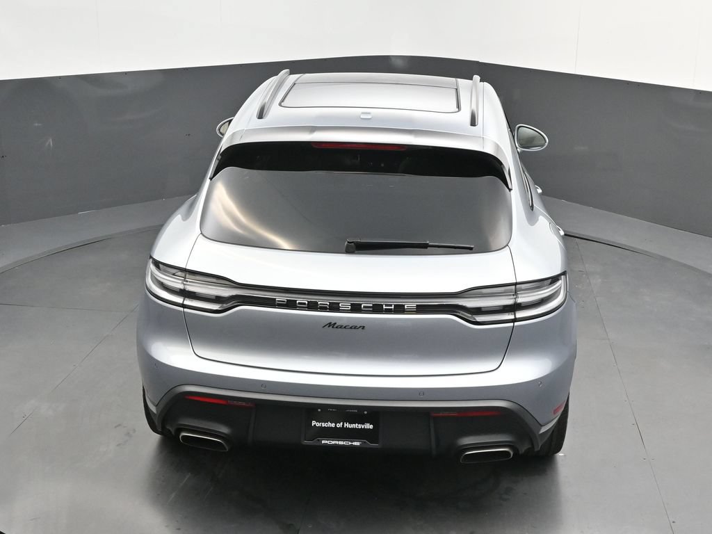 New 2026 Porsche Macan AWD/4WD image 29