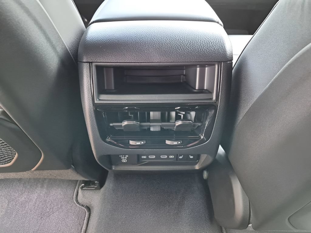 New 2026 Jeep Grand Cherokee Limited RWD image 21