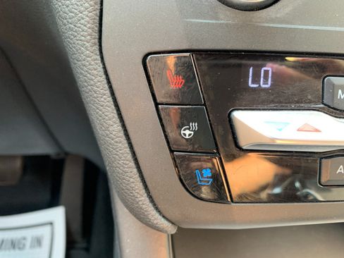 Used 2020 Ford Explorer Limited AWD/4WD image 24