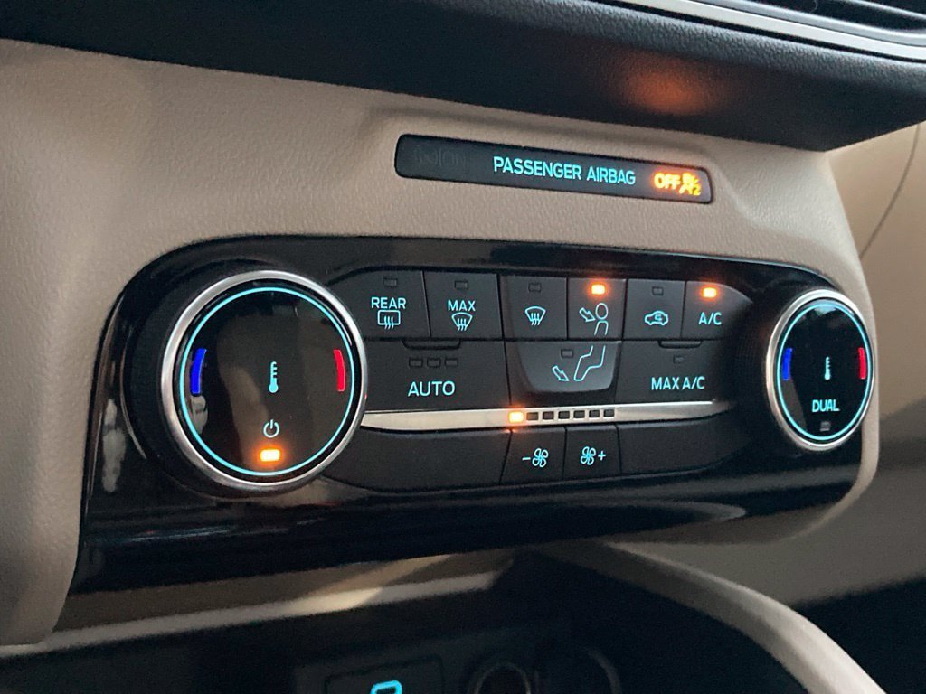 Used 2022 Ford Escape SE w/ Convenience Package FWD image 25