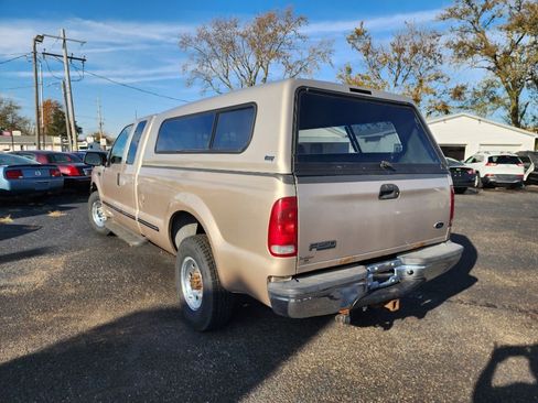 Used 1999 Ford F250 XL image 6