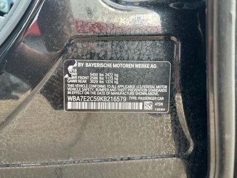 Used 2019 BMW 740i image 17