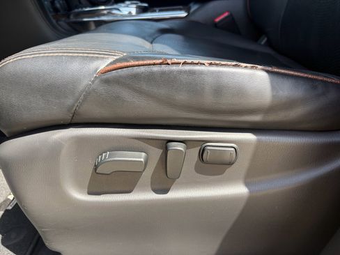 Used 2020 Nissan Armada SL image 26