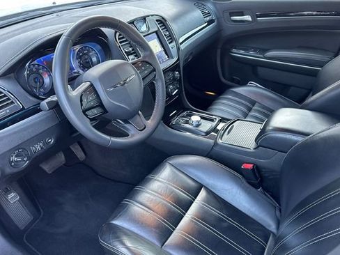 Used 2023 Chrysler 300 S image 10