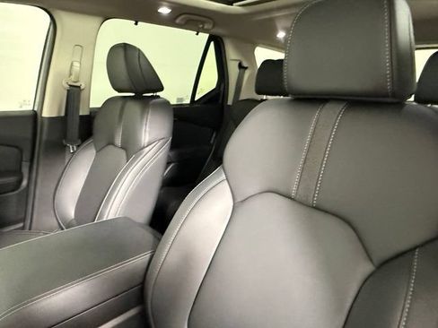 Used 2025 Honda Pilot Touring image 29