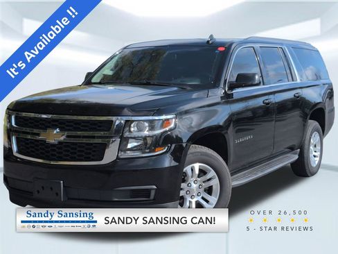Used 2018 Chevrolet Suburban LT image 1