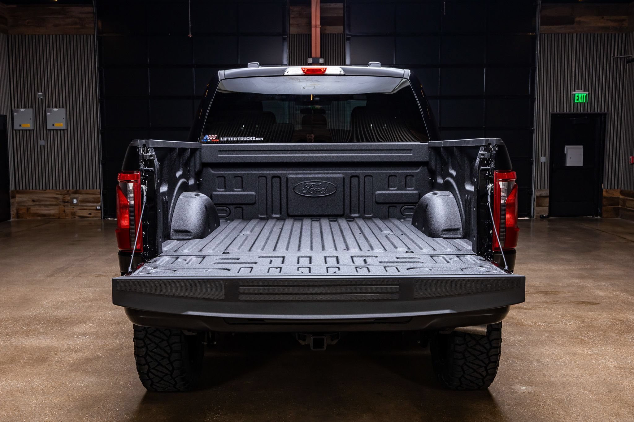 Used 2026 Ford F150 XLT w/ XLT Black Appearance Package AWD/4WD image 9