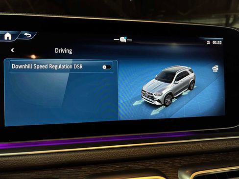 Certified 2025 Mercedes-Benz GLE 350 4MATIC image 38