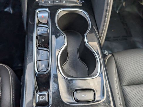 Used 2023 Buick Envision Essence image 24