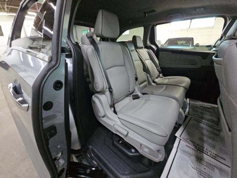 Used 2024 Honda Odyssey Elite image 12