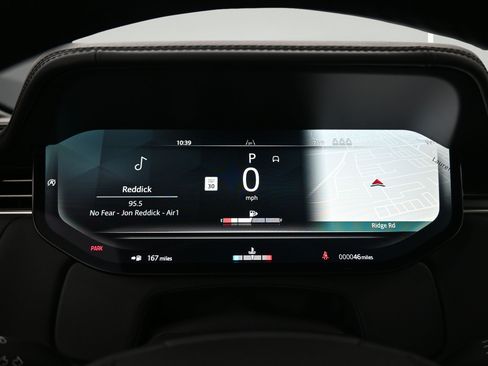 New 2025 Land Rover Range Rover SV AWD/4WD image 18