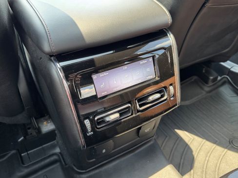Used 2022 Lincoln Aviator Reserve w/ Equipment Group 201A RWD image 15