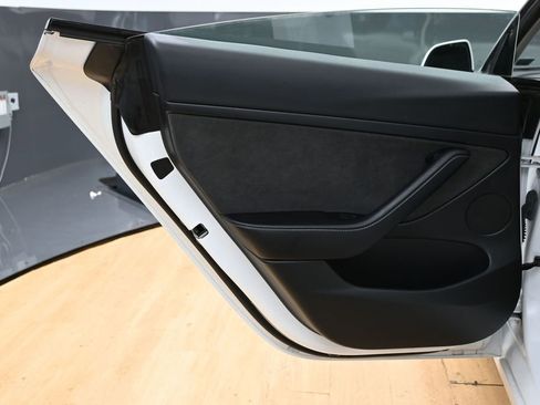 Used 2023 Tesla Model 3 Standard Range RWD image 43