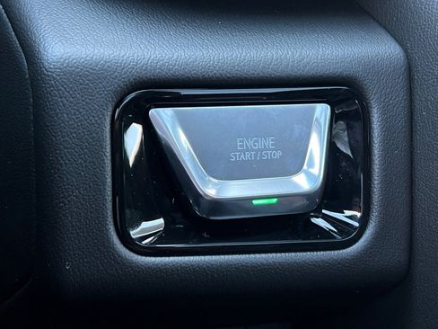 New 2026 GMC Yukon XL Denali image 21