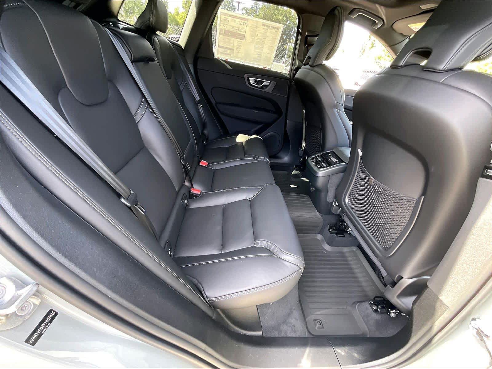 New 2026 Volvo XC60 B5 Ultra w/ Climate Package AWD/4WD image 26