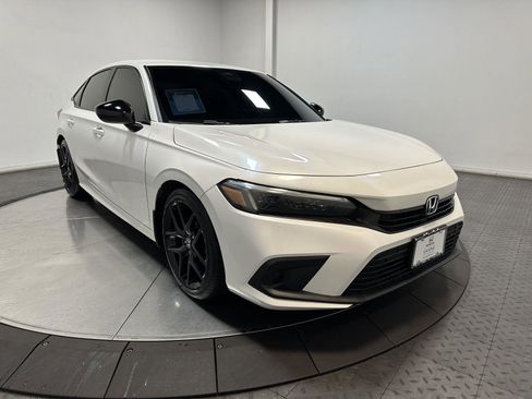 Certified 2024 Honda Civic Sport image 2