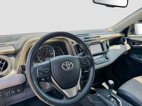 Used 2015 Toyota RAV4 Limited w/ Technology Package AWD/4WD image 9
