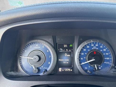 Used 2020 Toyota Sienna XLE FWD image 10