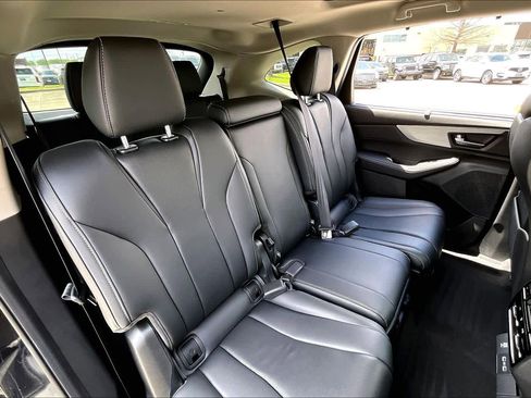 Used 2023 Acura MDX SH-AWD w/ Technology Package image 18