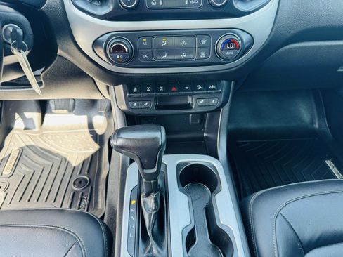 Used 2019 Chevrolet Colorado ZR2 w/ ZR2 Dusk Special Edition image 34