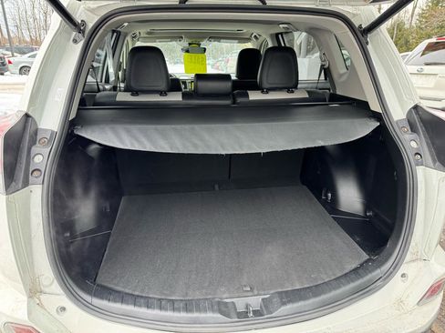 Used 2018 Toyota RAV4 Limited w/ All Weather Liner Package image 12