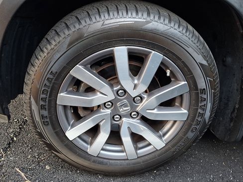 Used 2020 Honda Pilot EX image 4