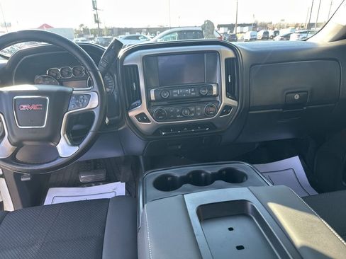 Used 2019 GMC Sierra 1500 SLE w/ SLE Value Package image 11