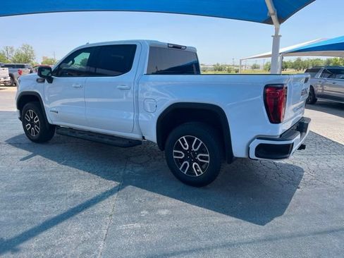 Used 2022 GMC Sierra 1500 AT4 AWD/4WD image 8