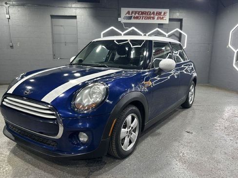 Used 2015 MINI Cooper 4-Door Hardtop FWD image 3