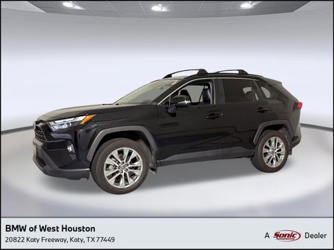 Used 2023 Toyota RAV4 XLE Premium FWD image 1
