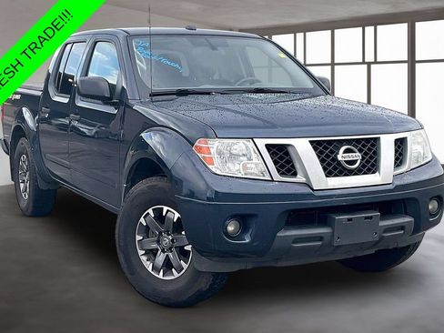 Used 2017 Nissan Frontier Desert Runner RWD image 3