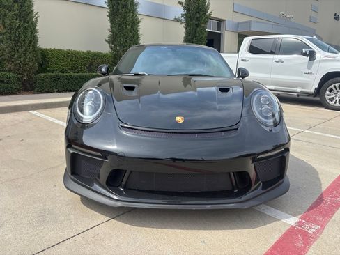 Used 2019 Porsche 911 GT3 RS RWD image 3