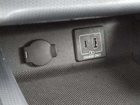 Used 2020 Nissan Pathfinder SL image 30