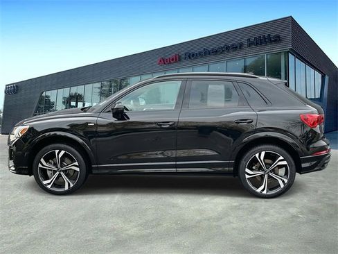 Used 2024 Audi Q3 2.0T Premium Plus image 2