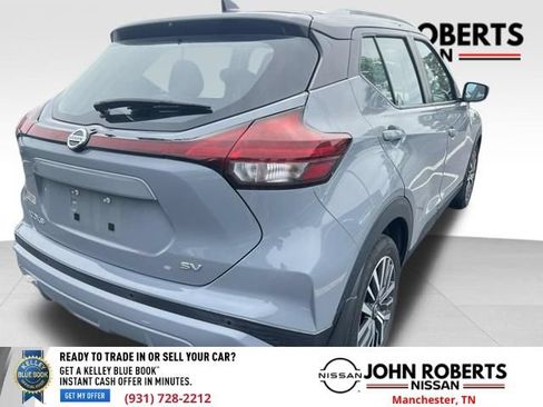 Used 2021 Nissan Kicks SV FWD image 18