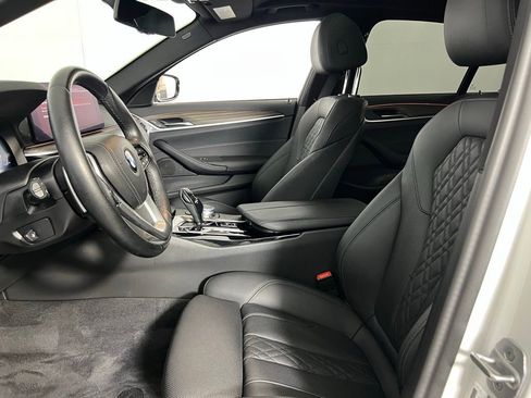 Used 2022 BMW 530i 530i w/ Convenience Package image 22