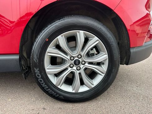 Used 2024 Ford Edge Titanium AWD/4WD image 41