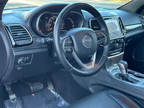 Used 2020 Jeep Grand Cherokee Overland image 24