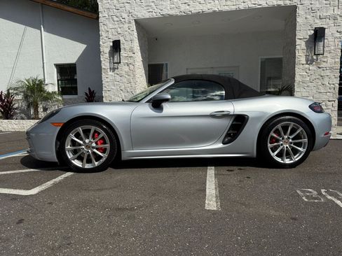 Used 2017 Porsche 718 Boxster S RWD image 28