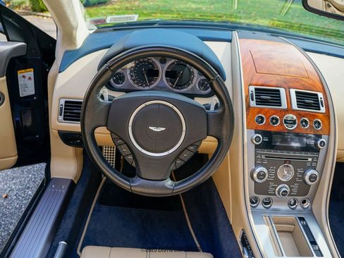 Used 2015 Aston Martin DB9 Volante image 31