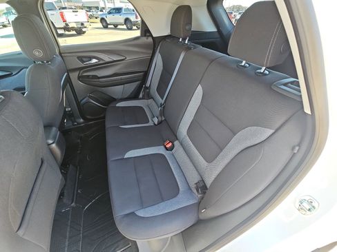 Used 2023 Chevrolet TrailBlazer LT w/ Convenience Package image 27