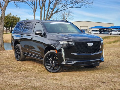 Certified 2024 Cadillac Escalade Sport Platinum w/ LPO, ONYX Package image 1