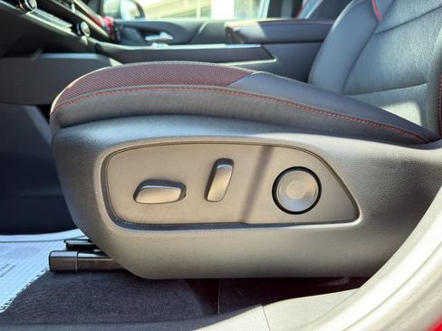 Used 2026 Chevrolet Equinox RS FWD image 21