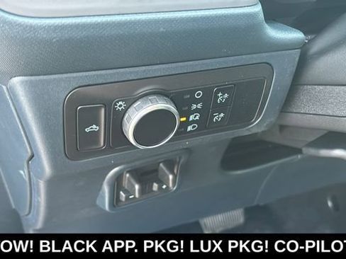 New 2026 Ford Maverick XLT w/ XLT Luxury Package image 12