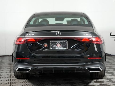 New 2026 Mercedes-Benz E 450 4MATIC Sedan image 4