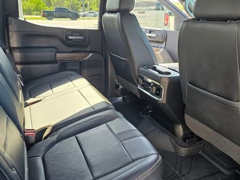 Used 2022 Chevrolet Silverado 1500 High Country w/ Technology Package AWD/4WD image 24